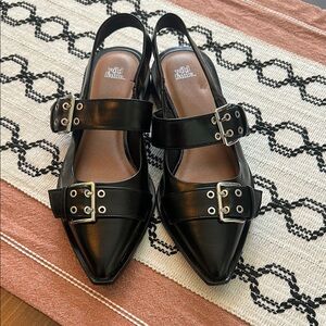 New never worn. Wilde fable Black Buckle Strap Women's Shoes